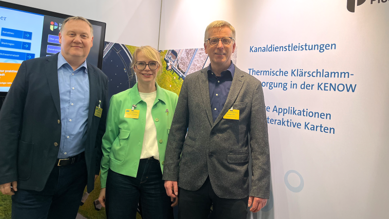 Vortragsgruppe auf dem hanserWasser-Stand