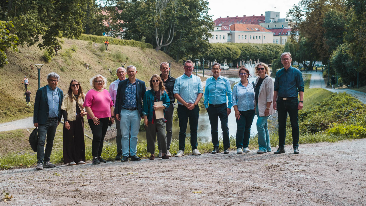 Gruppenfoto im Park