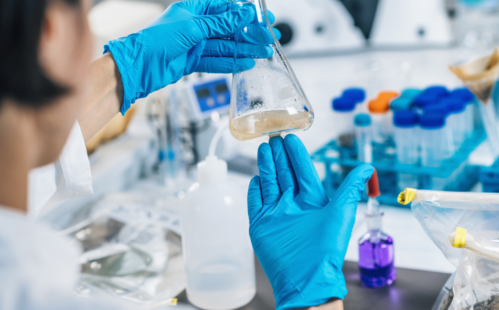 Mitarbeiter*in im Labor (Chemikant*in / CTA)